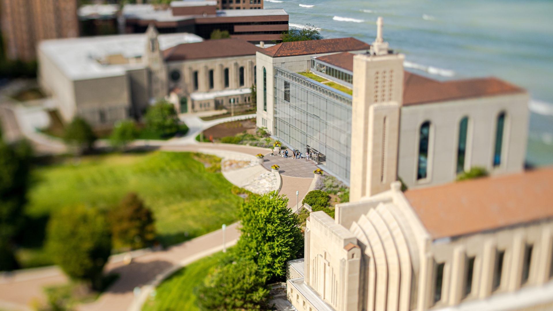 230830_LSC_Campus_Scenes-5708 (1)