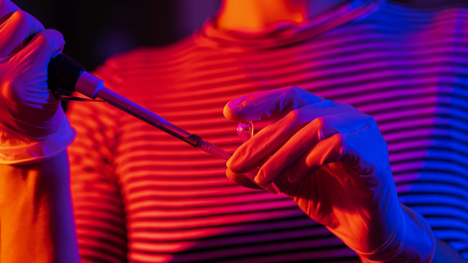 Loyola University Chicago students work on research projects at the Health Sciences Campus